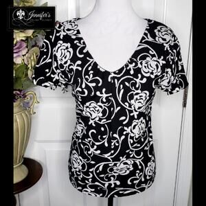3/$25 Kate Hill Women's Black & White Scroll Short Sleeve Blouse Size Large